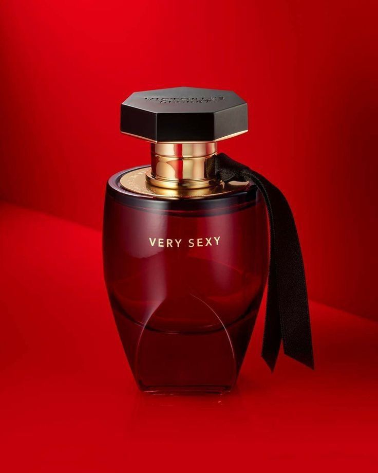عطر ویکتوریا سکرت وری س*سی فور هیم ( 1 گرم )